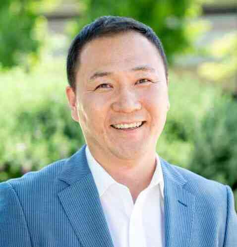 David Keum Headshot David Keum Pic