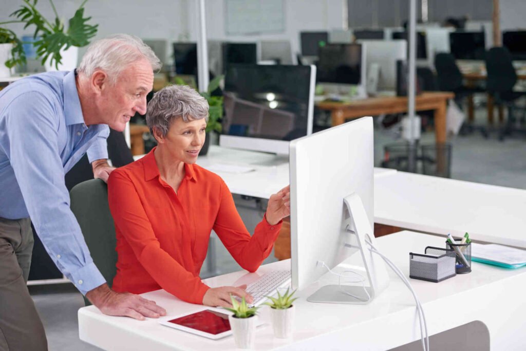 Medicare Advantage and Group Health Insurance in 2026: What to Do When You Turn 65