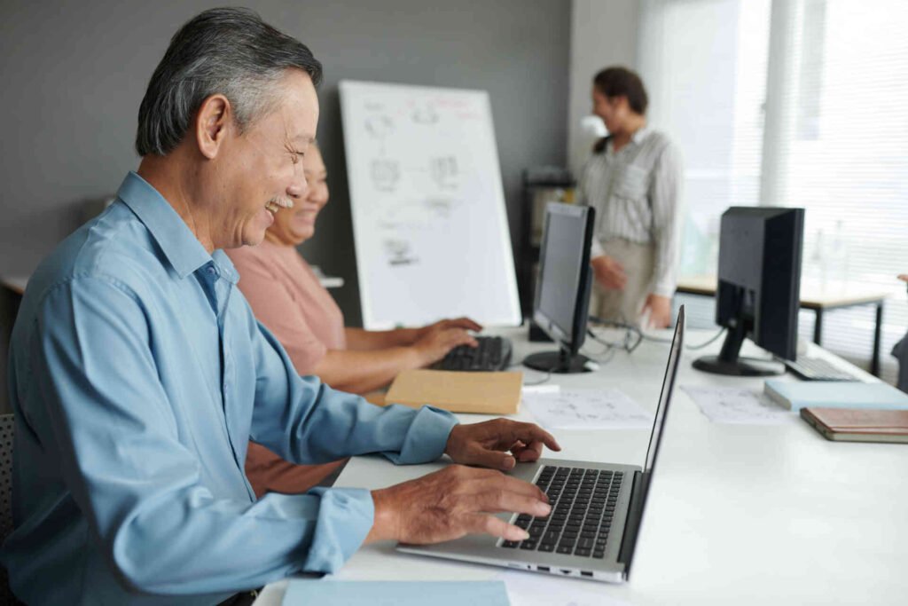 Employer Coverage vs Medicare Advantage After 65: What Changes in 2026 and How to Choose