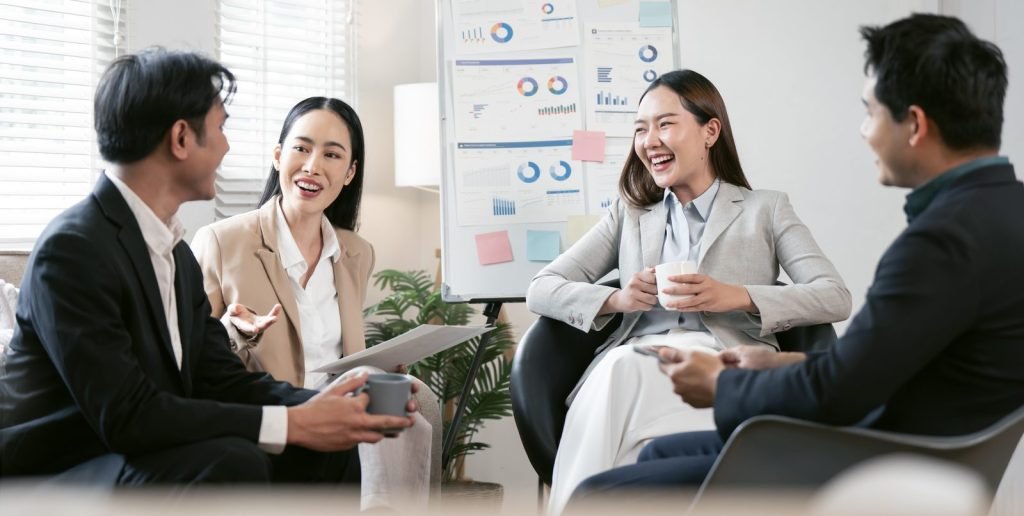 2027년 캘리포니아 그룹 건강보험 브로커 가이드: 플랜 비교부터 갱신·직원 지원까지